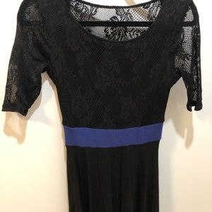 Guess half sleeve lace dress size S